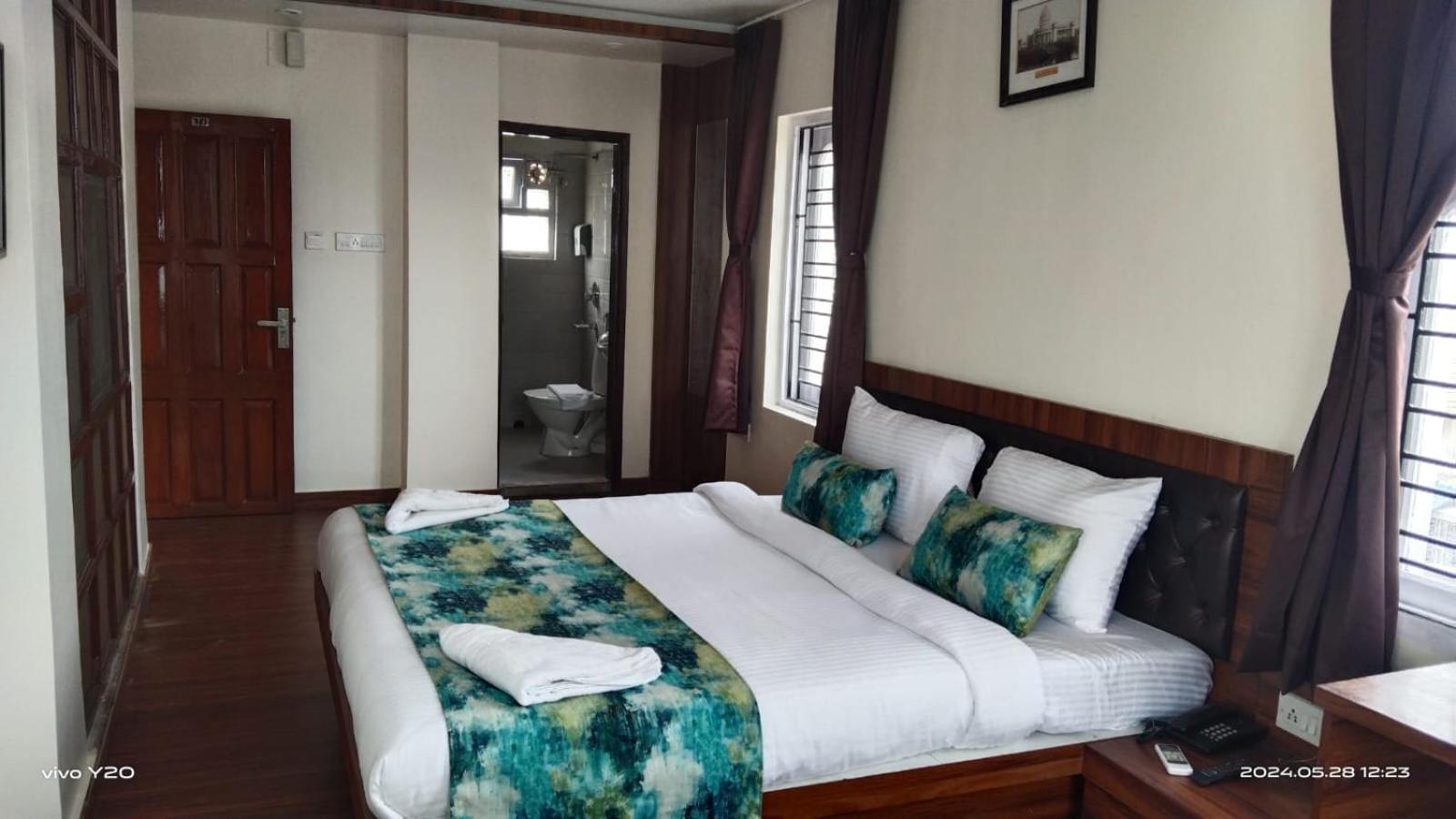 Hotel Колката Екстер'єр фото